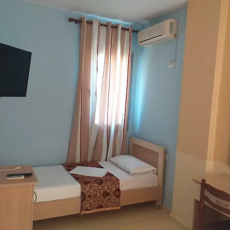 Hotel Fly 3*
