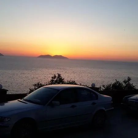 Fly Hotel Vlore